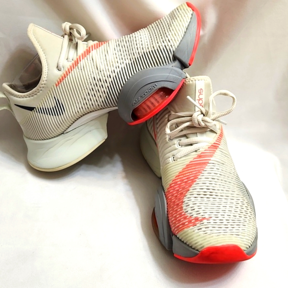Nike Air Zoom Superrep 2 Orange Gray Athletic Trainer Sneakers (M size 8)
